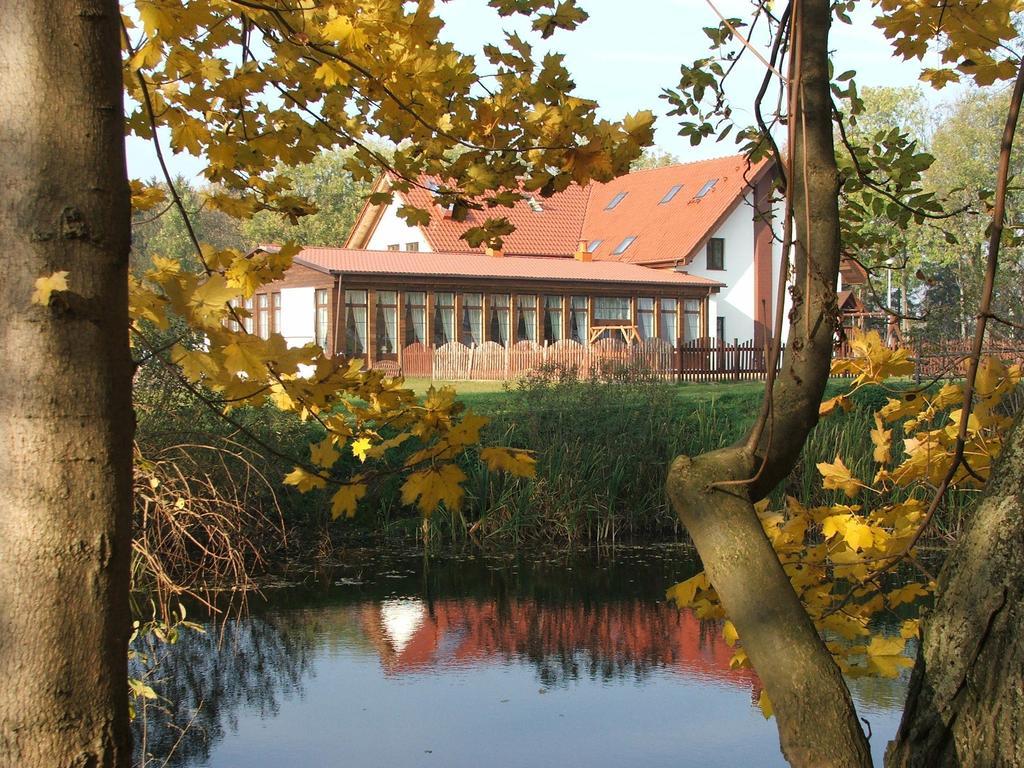 Pawlakowa Zagroda Hotel Grabiny-Zameczek ภายนอก รูปภาพ